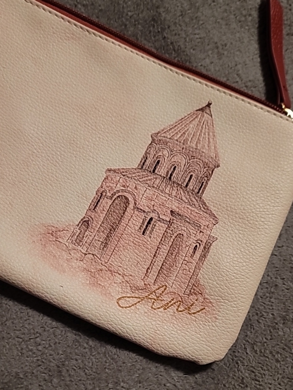 Turkish (Türkiye) Airlines Business Class Amenity Bags with Motif Details - Picture 4 of 6